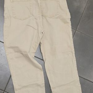 Gloria Vanderbilt Women's Straight Leg Jeans in Beige Size 16P NWOT